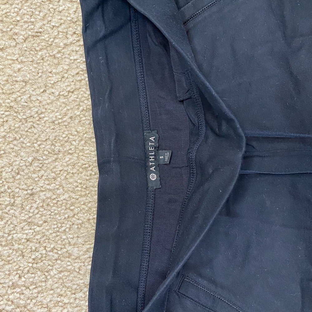 Athleta Midtown 4" Shorts - Picture 3 of 4